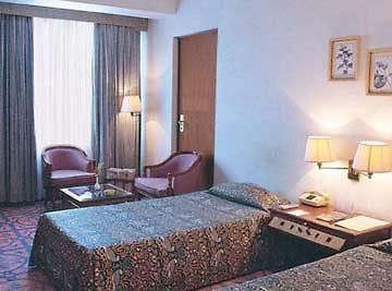 Searock Hotel Bombay Eksteriør billede
